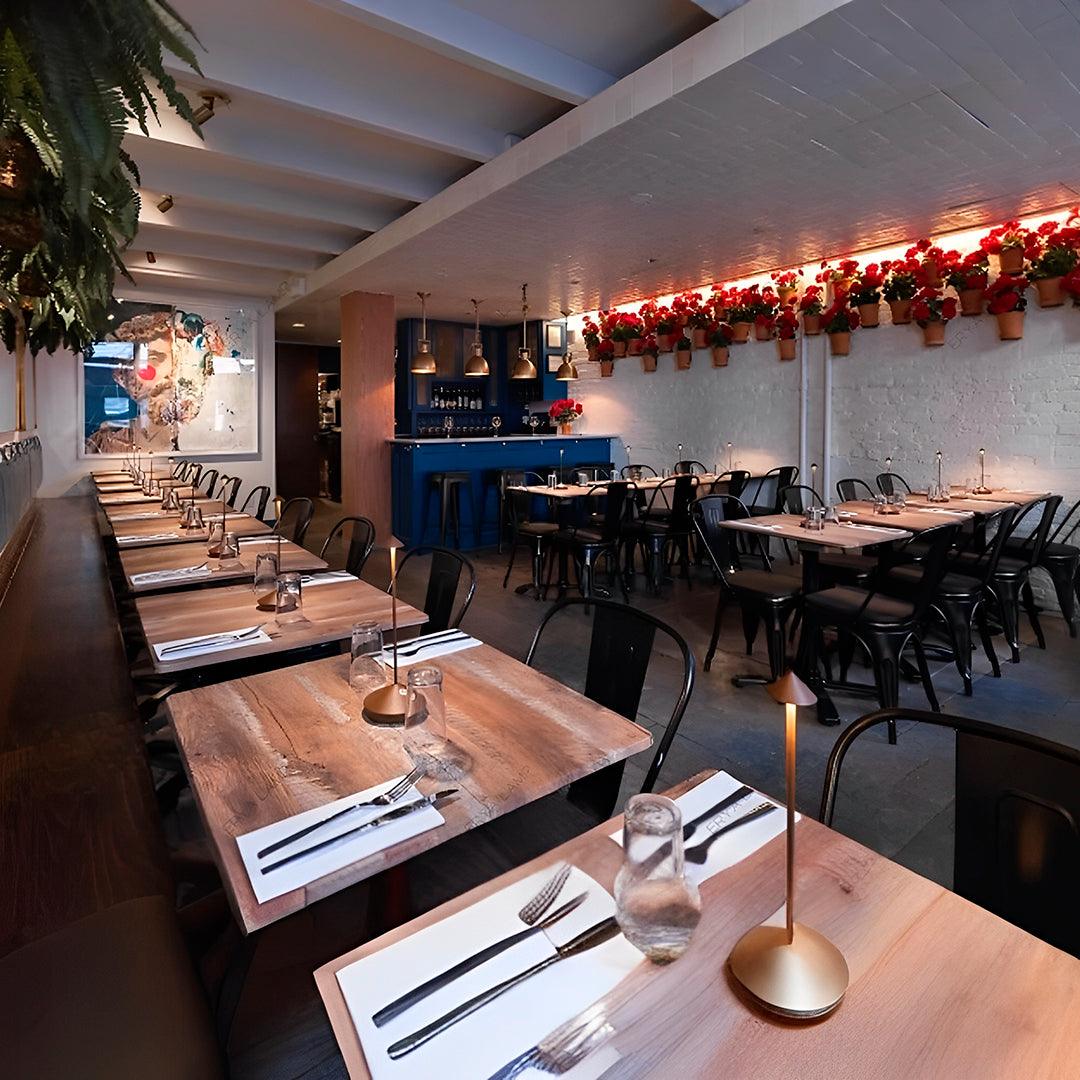 Luminária de Mesa Estilo Pina Recarregável