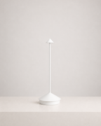 Luminária de Mesa Estilo Pina