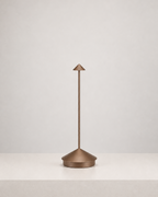 Luminária de Mesa Estilo Pina