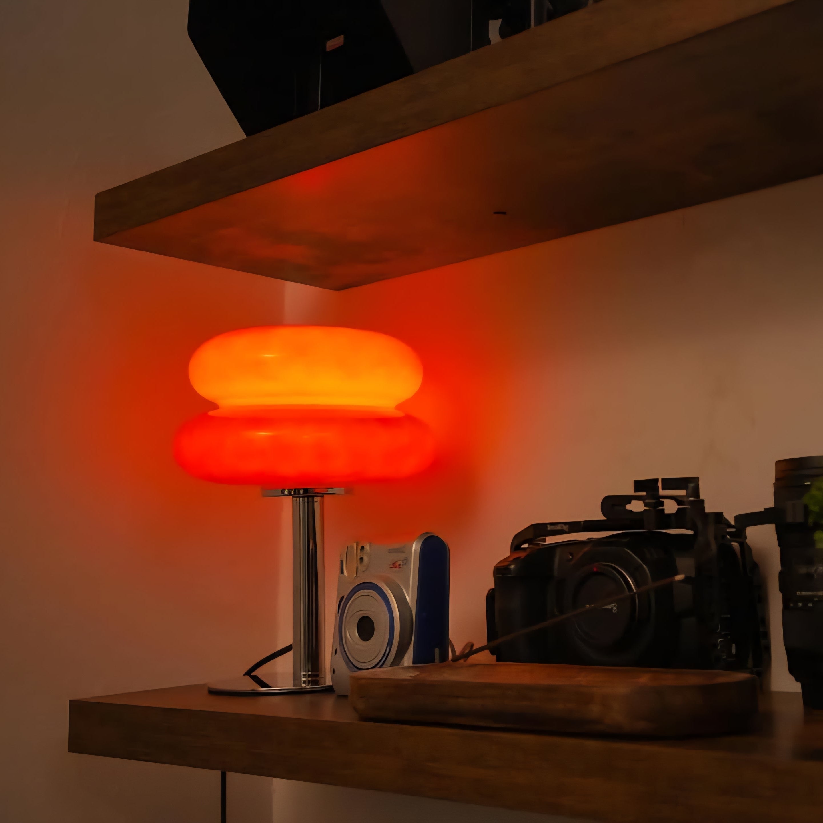 Luminária de Mesa Space 70s Glass Retrô